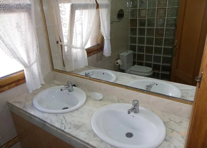 Azahara Holiday home *